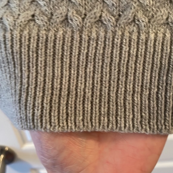 Crown and Ivy sweater - Picture 4 of 10